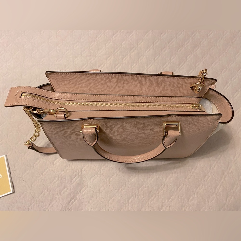 NWOT Michael Kors Sylvia Satchel - Picture 4 of 16